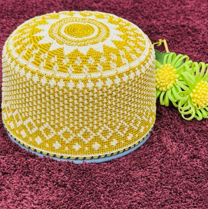 Golden Topi - D2